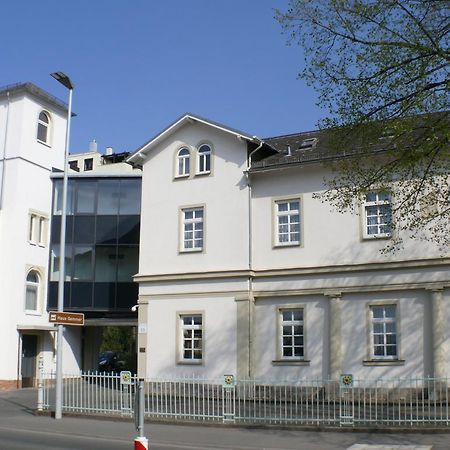 Hotel Garni - Haus Gemmer Coburg Buitenkant foto