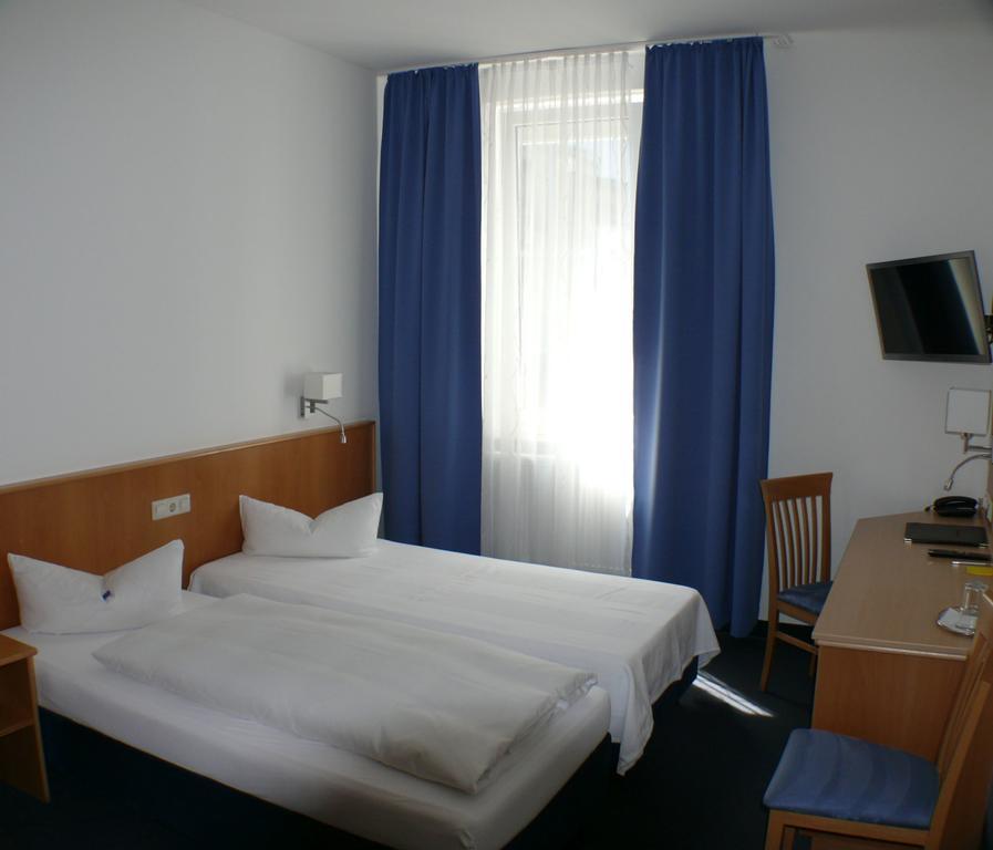 Hotel Garni - Haus Gemmer Coburg Kamer foto