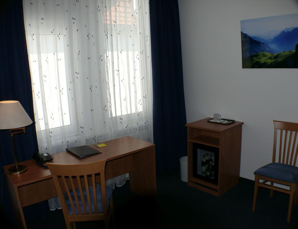 Hotel Garni - Haus Gemmer Coburg Kamer foto