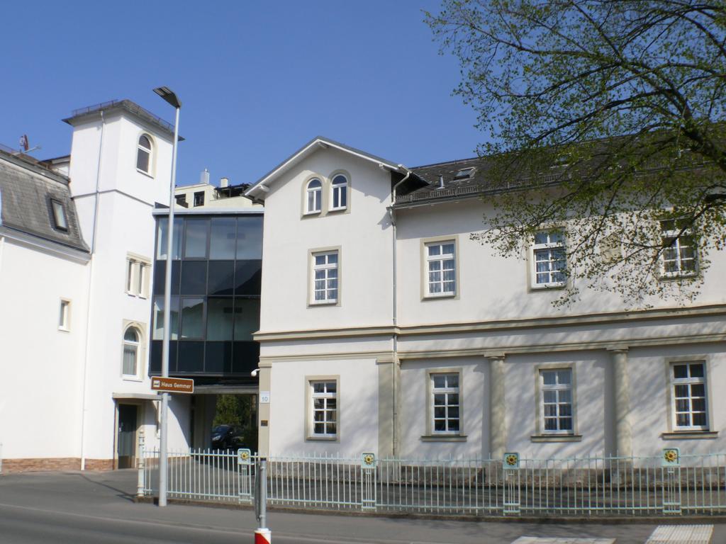 Hotel Garni - Haus Gemmer Coburg Buitenkant foto